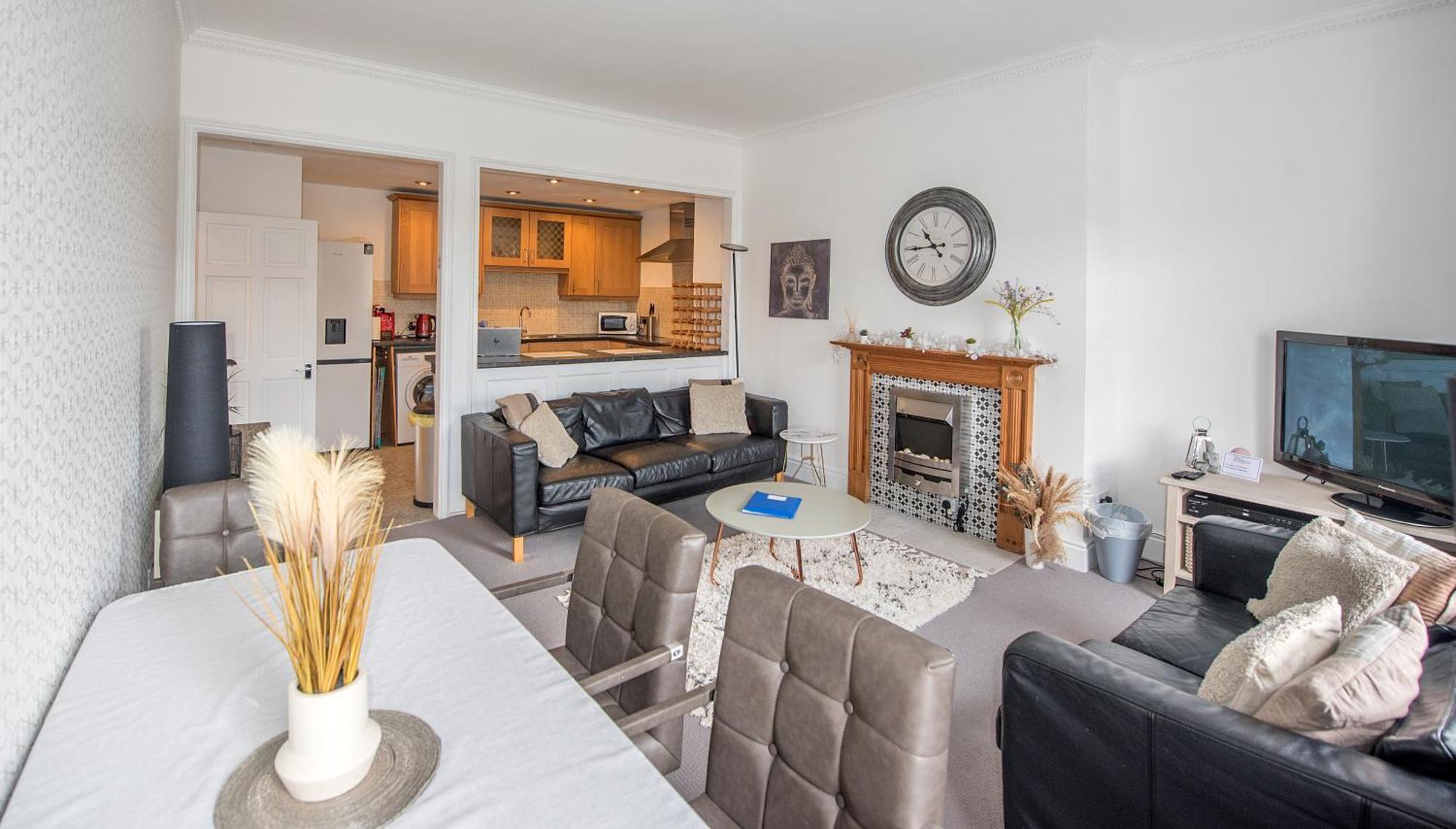 Grosvenor Pad - Lovely 2-Bed Flat - Free On Street Parking Bath Exterior photo