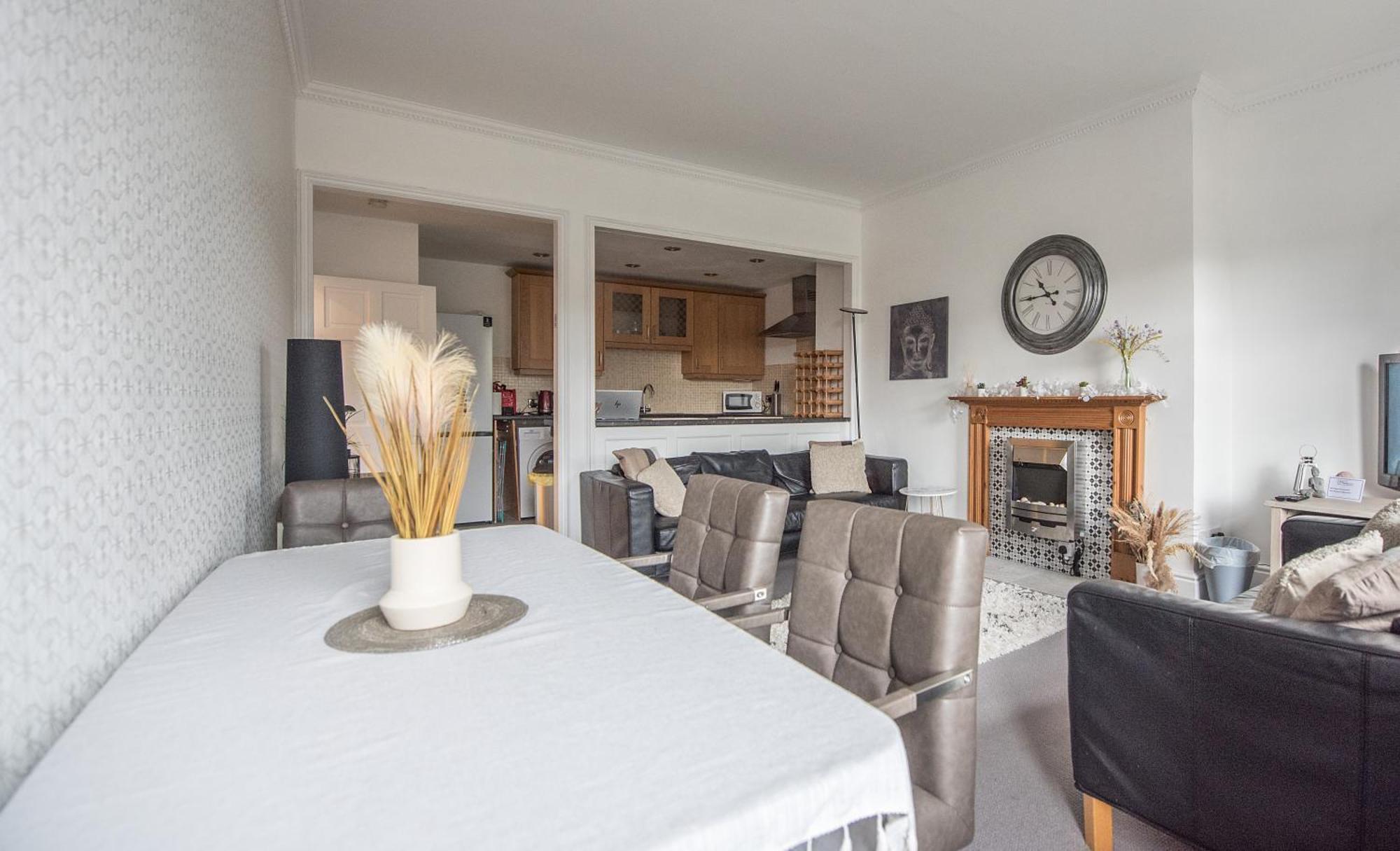 Grosvenor Pad - Lovely 2-Bed Flat - Free On Street Parking Bath Exterior photo